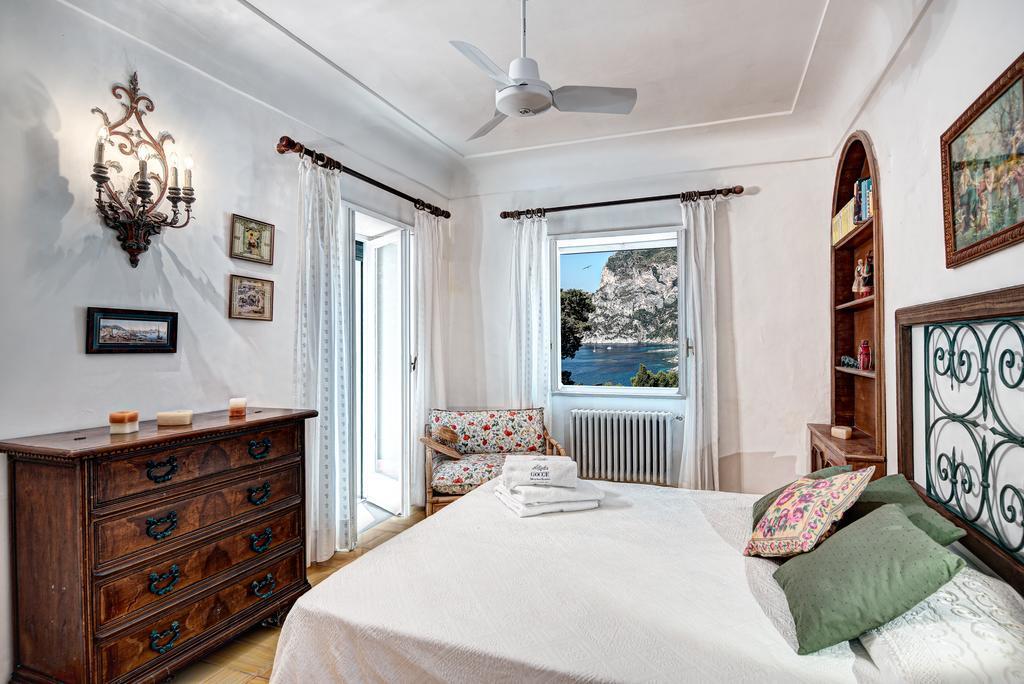 Villa Goldfinger Capri Bagian luar foto